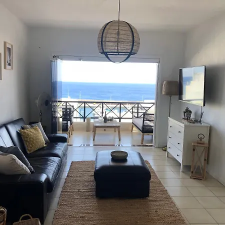 Apartment The Blue Dragon By The Port Puerto del Carmen (Lanzarote)